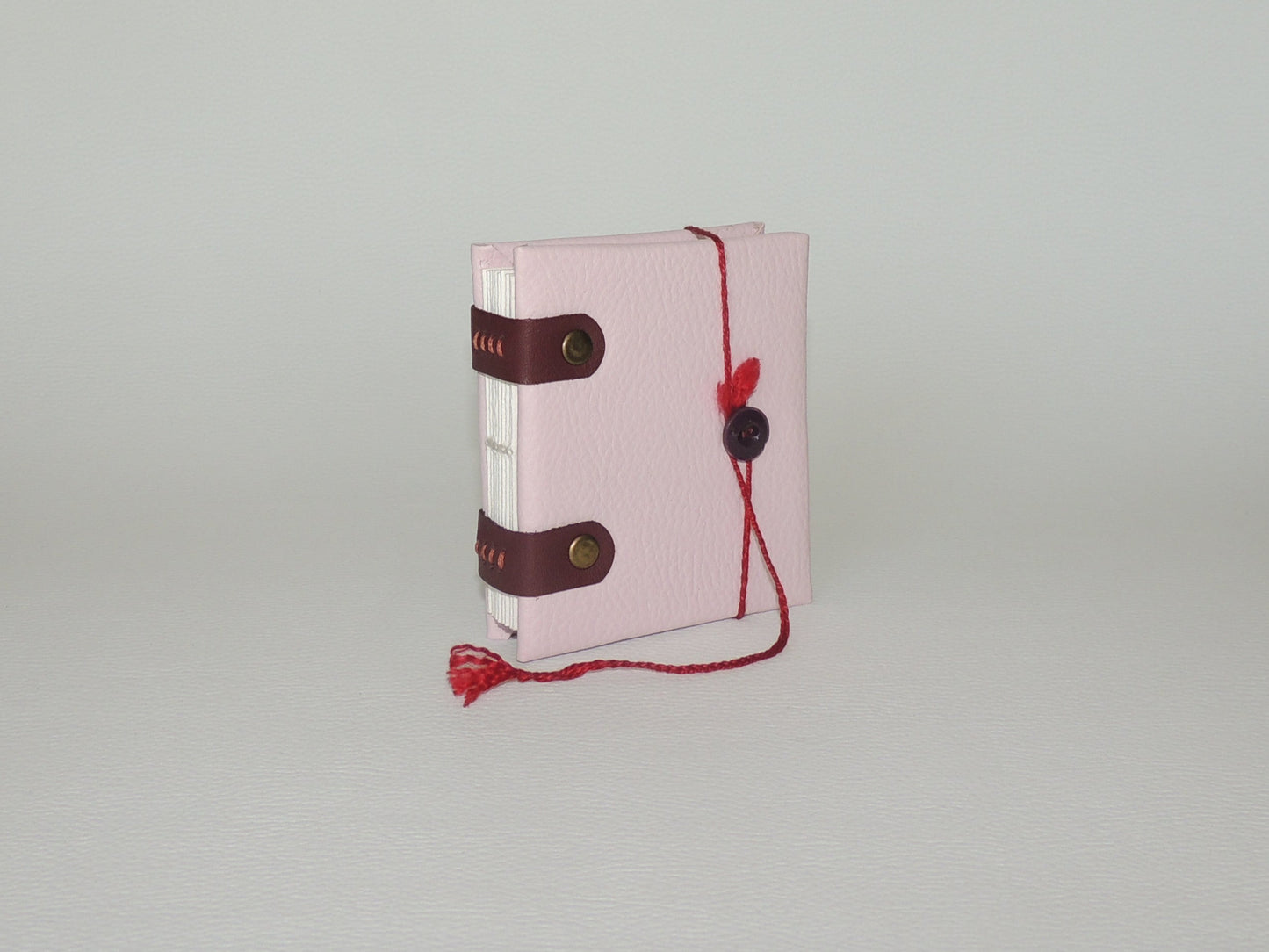 Carnet d'artiste, papier aquarelle 100% coton, 8x9cm