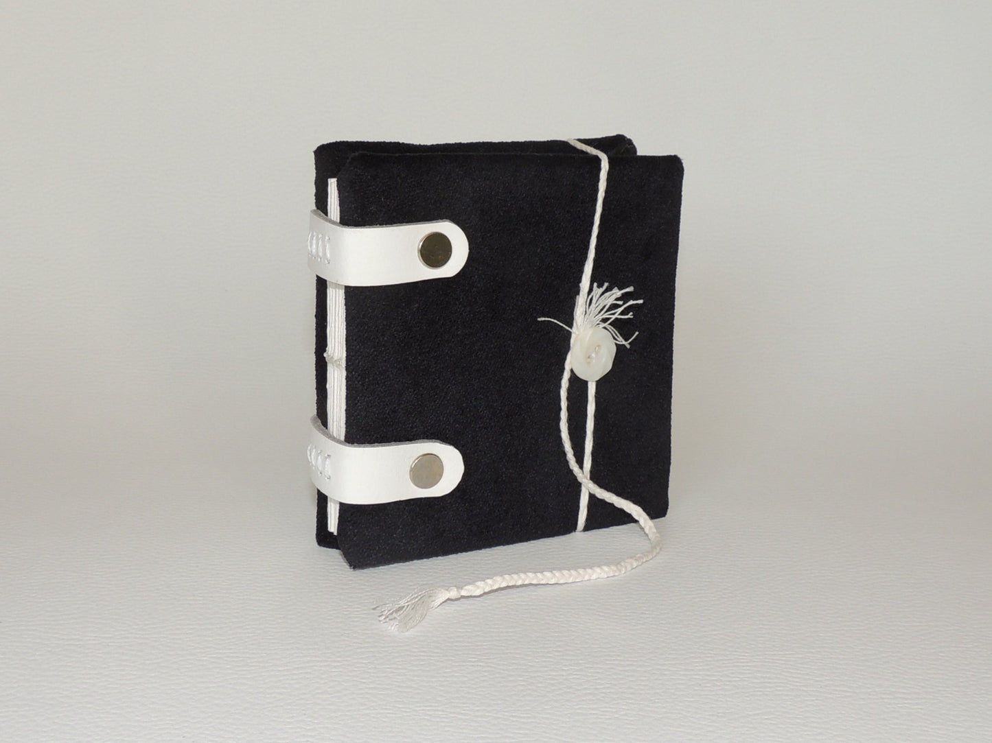 Carnet d'artiste, papier aquarelle 100% coton, 10x10,5cm