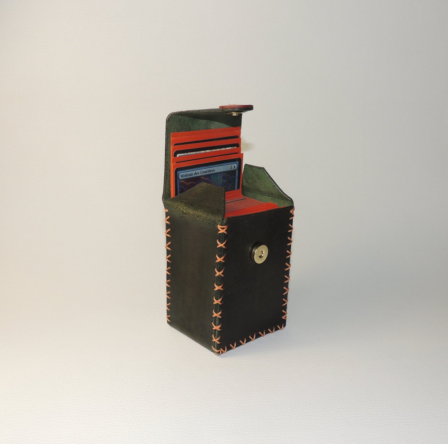 Deck en cuir pour carte à collectionner