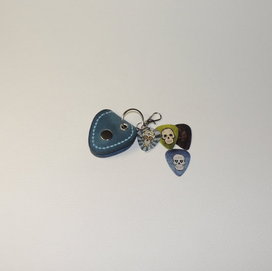 Étui en cuir pour médiator avec porte-clés